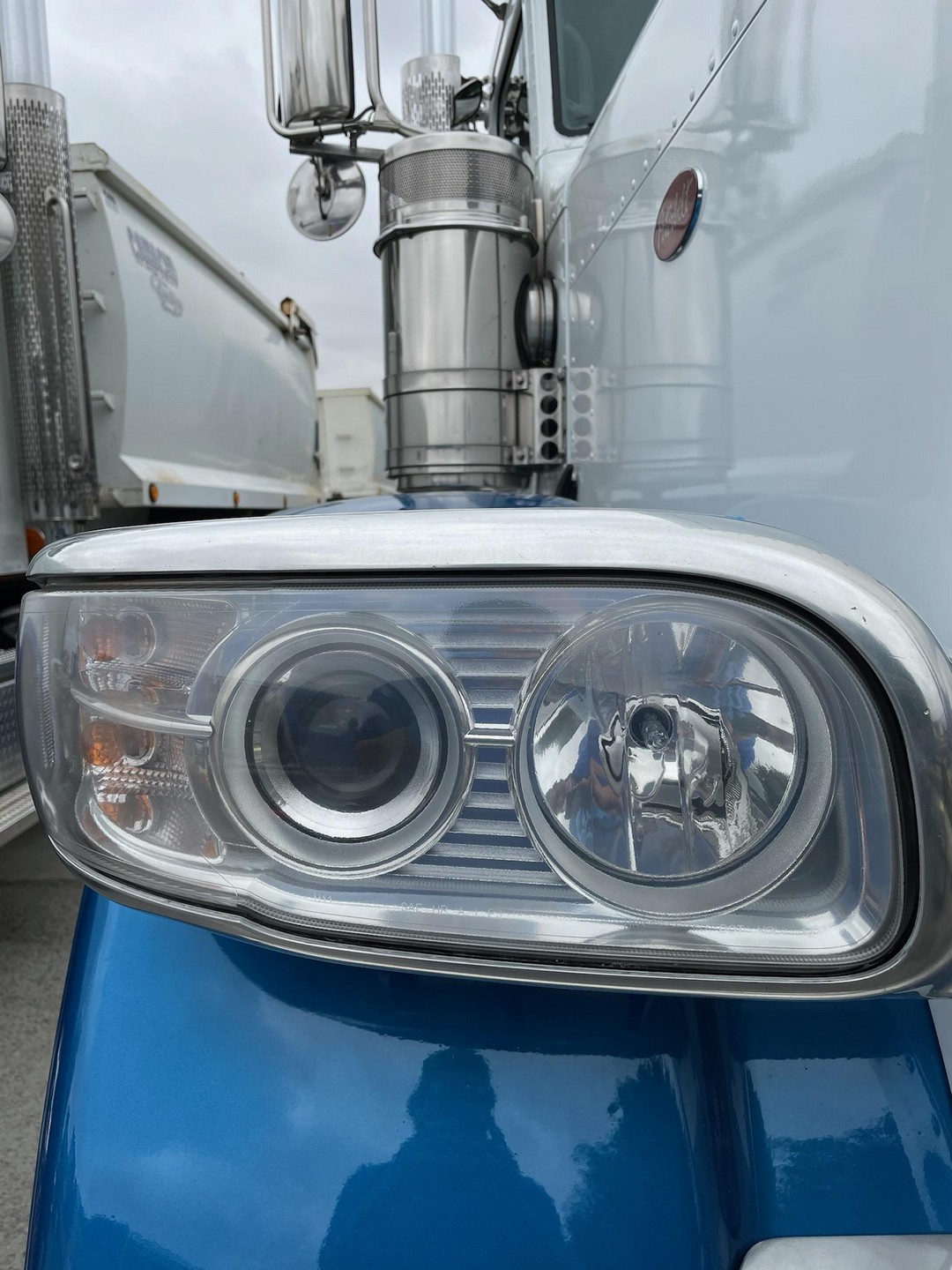 Peterbilt truck headlight restoration corona ca